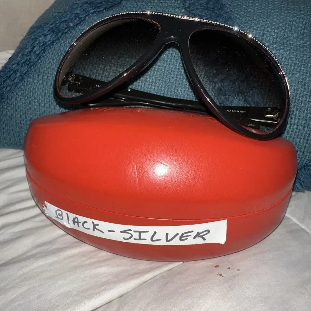 Authentic Valentino 5445S Unisex Rhinestone Bling Encrusted Black Case Cloth EUC - Picture 4 of 12